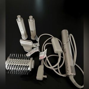 Shark Hair Dryer with attachments